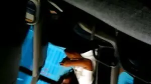 Μεξικάνικη ομορφιά τρίβεται παντού πριν από το όργωμα με doggystyle