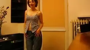 Η Commanding Stepma θέλει Βοήθεια στο ξύρισμα του Cooter της