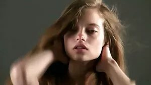 FACIALS4K: Πολλαπλές περιποιήσεις προσώπου φυσήθηκαν σε όλο το κορίτσι που χρειαζόταν μια βόλτα στο PornHD